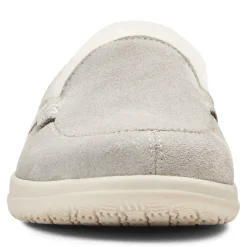 Lynez Slipper